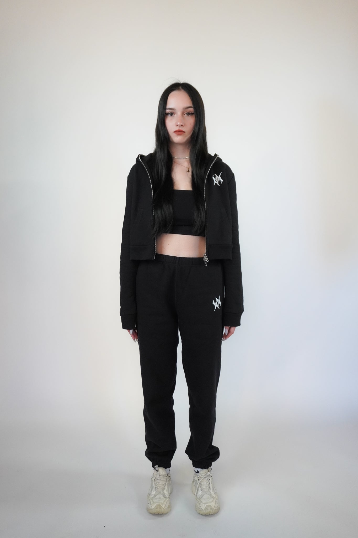 'VAKRA' Essential Sweatpants