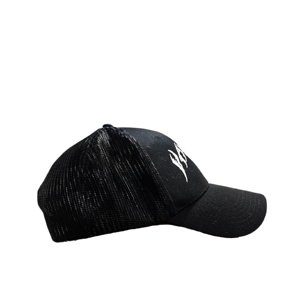 'VAKRA' Trucker Hat