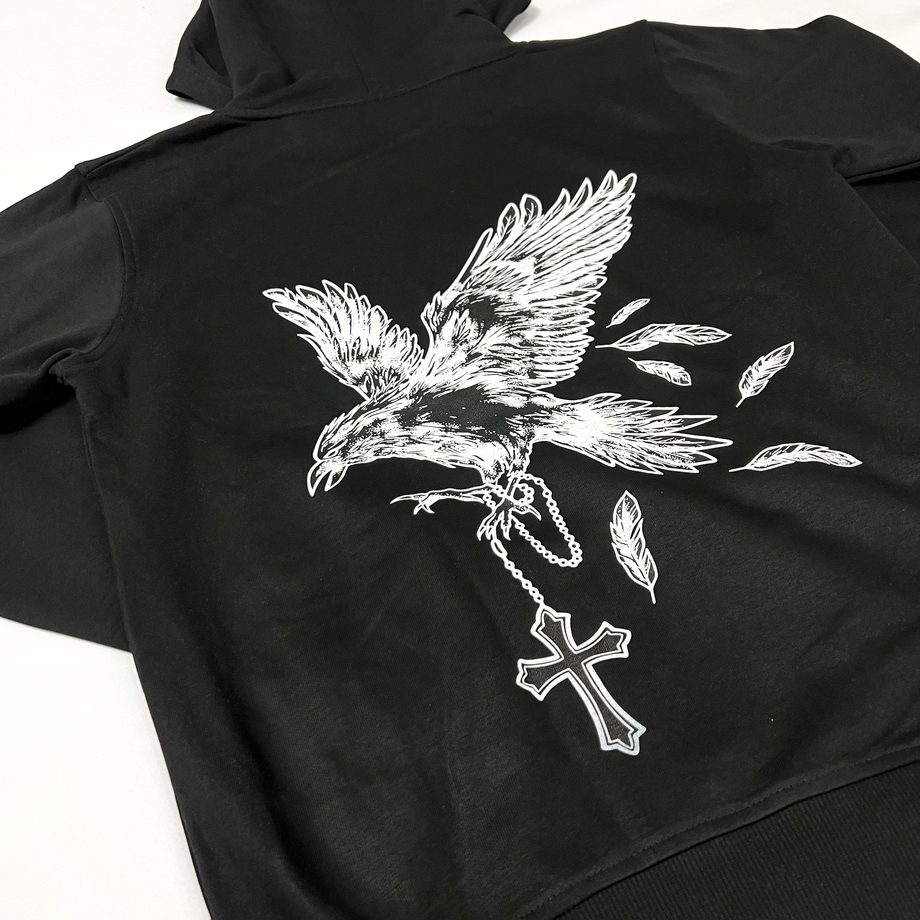 'VAKRA' PULL-OVER Raven Hoodie